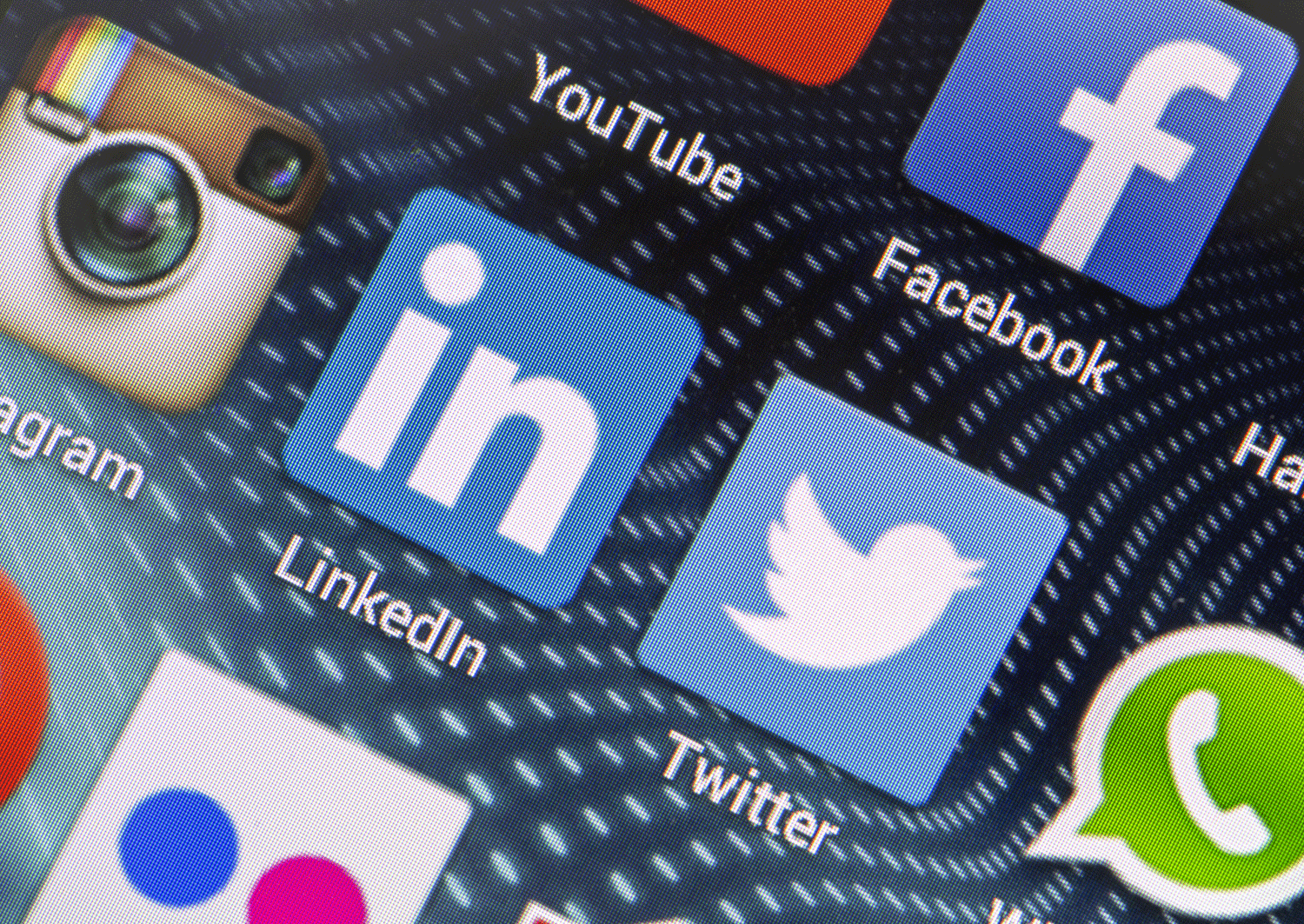 twitter-linkedin-generating-leads-online